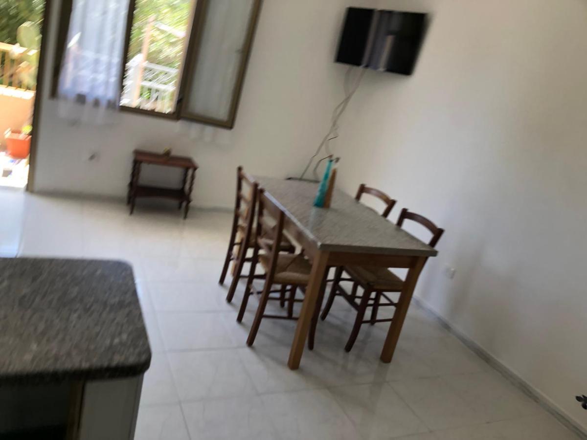 Villa Casa Antares à La Maddalena  Extérieur photo